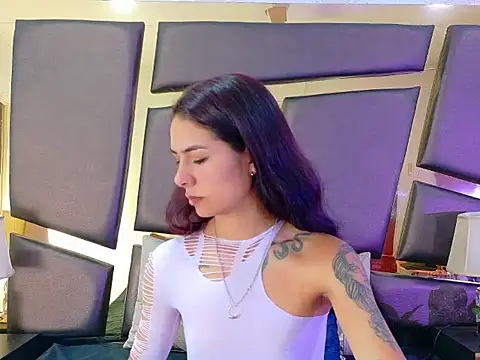 NicoleEsposito online show from 22, 9, 2025