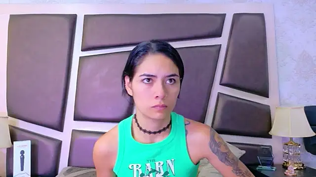 NicoleEsposito online show from 18, 6, 2026