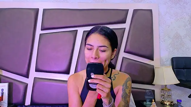 NicoleEsposito online show from 26, 6, 2026