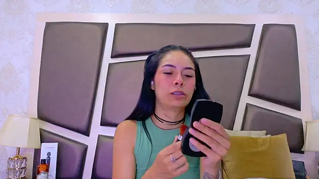 NicoleEsposito online show from 29, 6, 2026