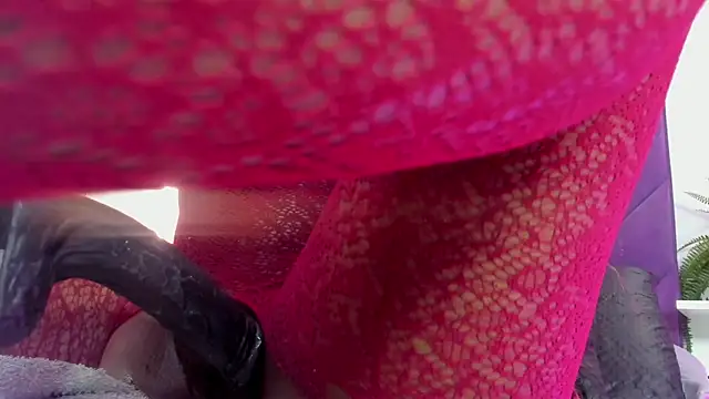 Maddyjohnsonn online show from 5, 2, 2026