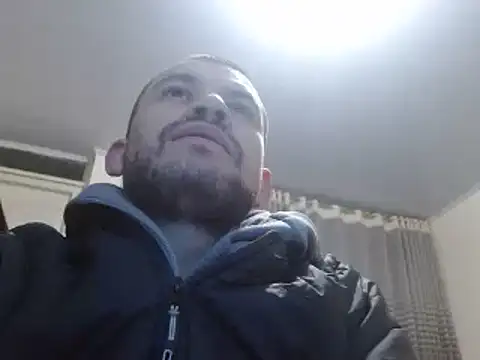 camiloking1720 online show from 13, 1, 2025