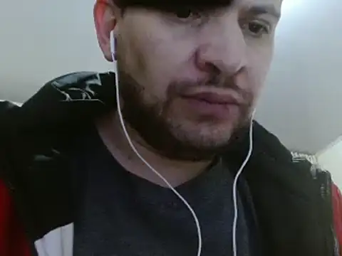 camiloking1720 online show from 28, 1, 2025