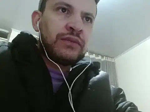 camiloking1720 online show from 31, 1, 2025