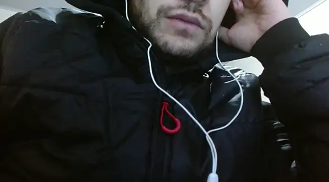 camiloking1720 online show from 13, 3, 2025