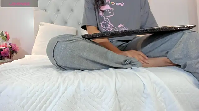 brithany rousee online show from 10, 9, 2025