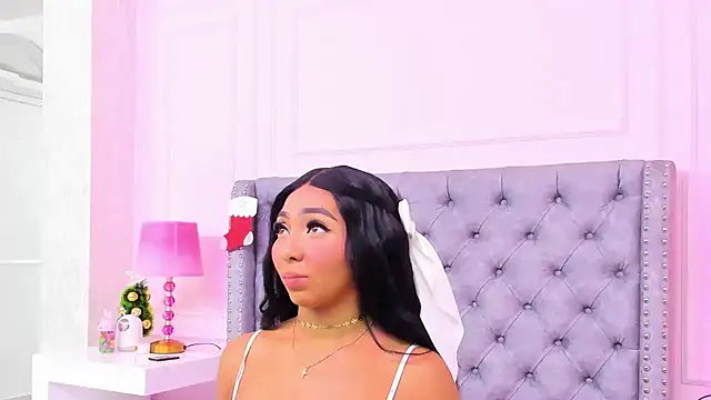 HaileeRoberts online show from 2, 12, 2025