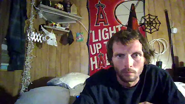 luke thighwalker2469 online show from 1, 1, 2025