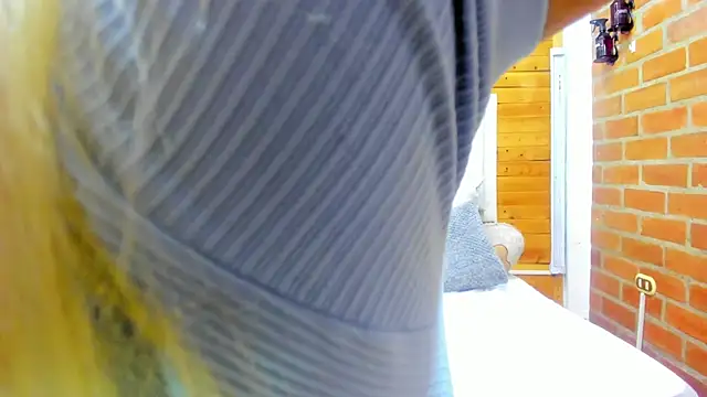 Dulcex69 online show from 17, 6, 2026