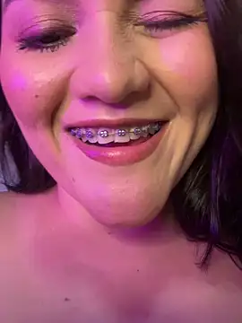 yey bdsm online show from 5, 1, 2025