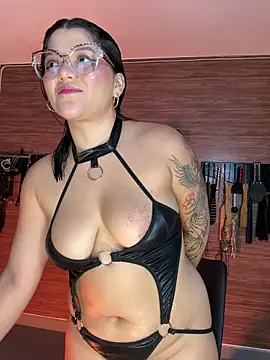 yey bdsm online show from 1, 5, 2026