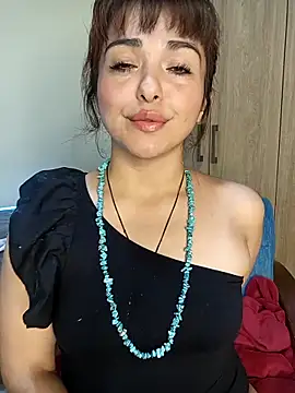Snapshot of Winona-miu chatting on 5, 5, 2026 Winona-miu online show from 5, 5, 2026
