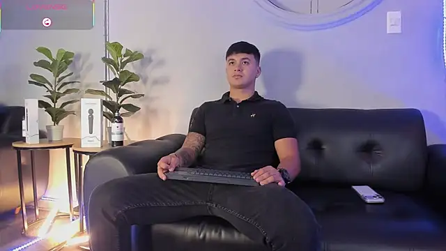 Cristopher strong online show from 29, 4, 2026