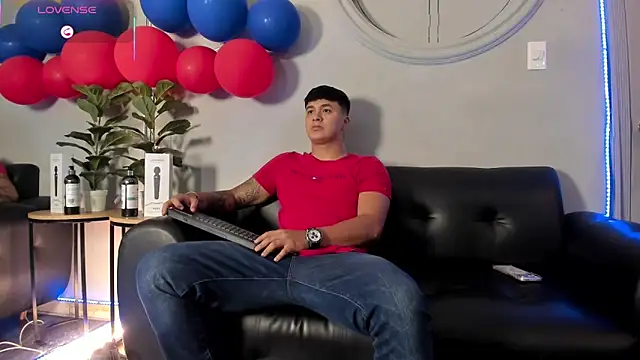 Cristopher strong online show from 12, 6, 2026
