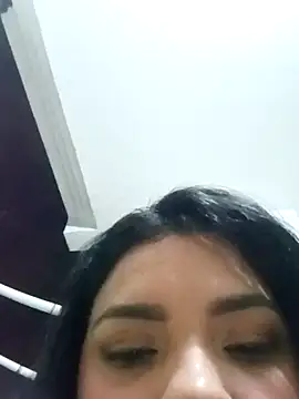 Snapshot of lolaa_staars chatting on 20, 12, 2024 lolaa staars online show from 20, 12, 2024