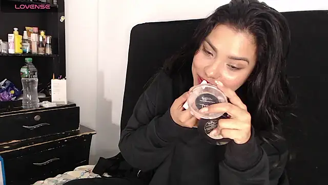 Snapshot of lolaa_staars chatting on 10, 1, 2025 lolaa staars online show from 10, 1, 2025