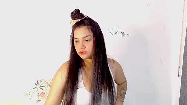 Snapshot of lolaa_staars chatting on 15, 3, 2025 lolaa staars online show from 15, 3, 2025