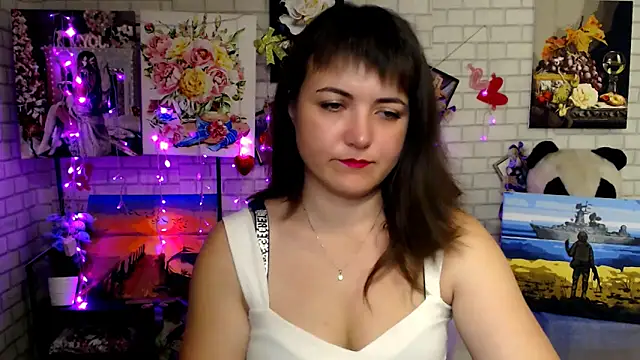 Darina M  online show from 6, 11, 2025