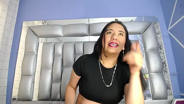 Snapshot of angelina_ny chatting on 3, 2, 2025 angelina ny online show from 3, 2, 2025