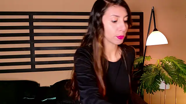 Snapshot of luna_willians chatting on 20, 6, 2026 luna willians online show from 20, 6, 2026