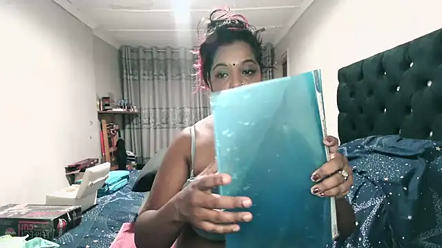 Snapshot of Indianmayaxoxo chatting on 20, 12, 2025 Indianmayaxoxo online show from 20, 12, 2025