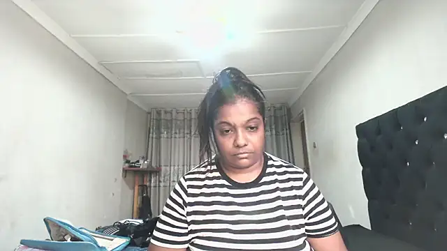 Indianmayaxoxo online show from 26, 5, 2026