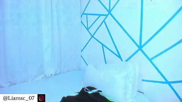 liam scott77 online show from 2, 12, 2025