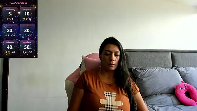 Snapshot of sara_maisa chatting on 7, 1, 2025 sara maisa online show from 7, 1, 2025