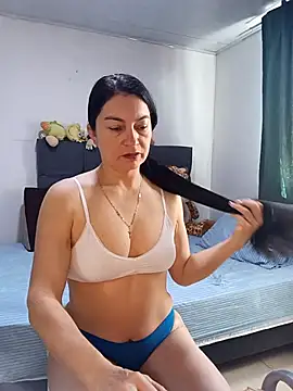 renata hot1 online show from 2, 12, 2025