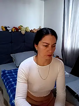 Snapshot of renata_hot1 chatting on 4, 4, 2026 renata hot1 online show from 4, 4, 2026