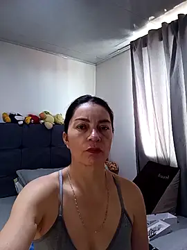 Snapshot of renata_hot1 chatting on 7, 4, 2026 renata hot1 online show from 7, 4, 2026