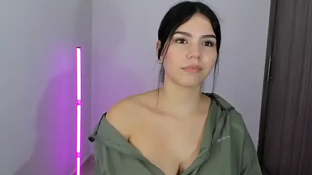 Natasha su  online show from 12, 11, 2025