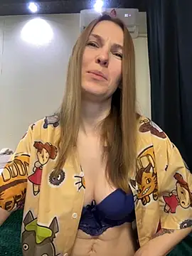 RachelBelI online show from 12, 10, 2025