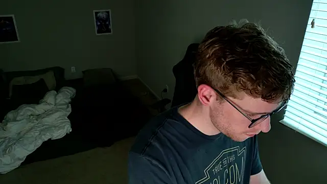 BlueEyedTallGuy94 online show from 10, 7, 2026
