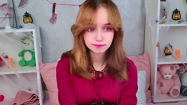 b4by LoL1 online show from 28, 10, 2025