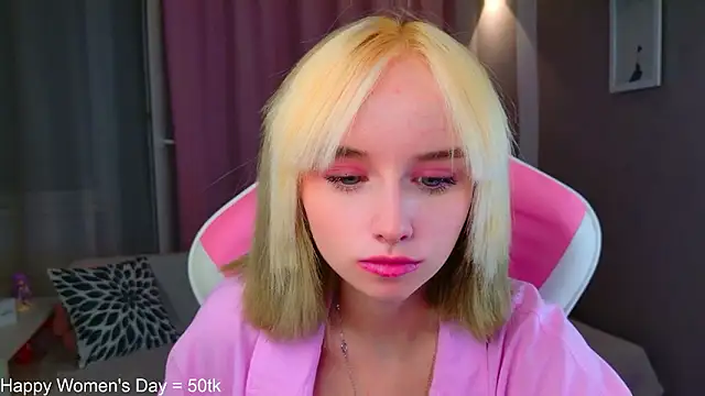 b4by LoL1 online show from 8, 3, 2026