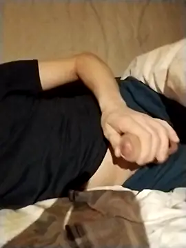 Snapshot of Grig1982 chatting on 3, 3, 2026 Grig1982 online show from 3, 3, 2026