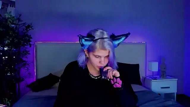 JoannLowe online show from 3, 12, 2024