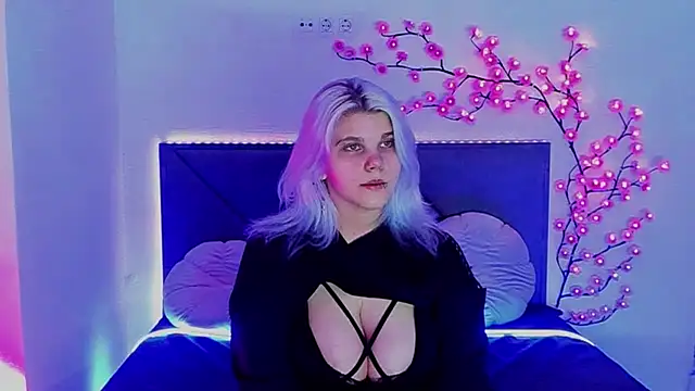 JoannLowe online show from 27, 2, 2026