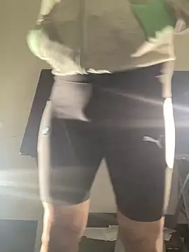 Snapshot of MiamiBang chatting on 15, 12, 2024 MiamiBang online show from 15, 12, 2024