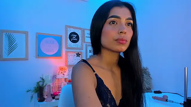 Snapshot of TianaReedd chatting on 29, 1, 2025 TianaReedd online show from 29, 1, 2025