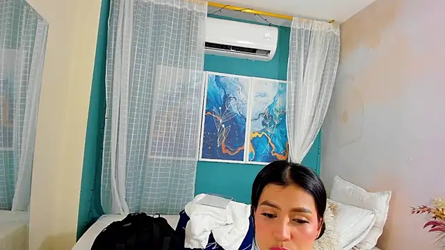 Snapshot of TianaReedd chatting on 10, 9, 2025 TianaReedd online show from 10, 9, 2025