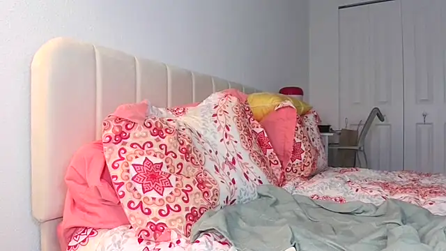 Snapshot of MistressLava_Femdom chatting on 10, 2, 2026 MistressLava Femdom online show from 10, 2, 2026