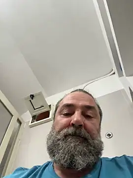 Snapshot of ros217 chatting on 30, 9, 2025 ros217 online show from 30, 9, 2025