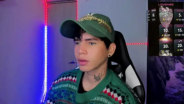 Snapshot of Tayson_Rivers chatting on 12, 3, 2026 Tayson Rivers online show from 12, 3, 2026