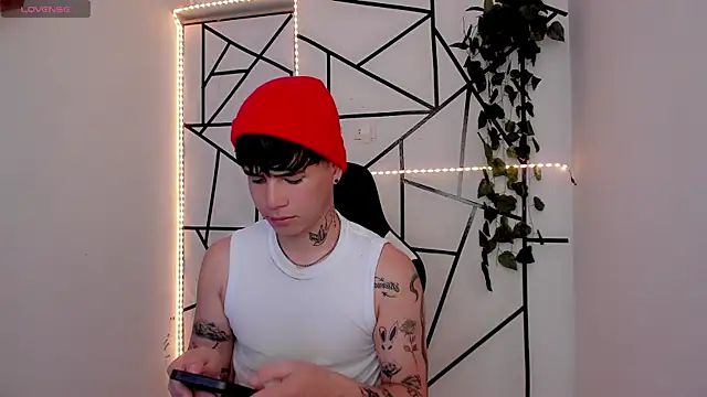 Tayson Rivers online show from 18, 5, 2026