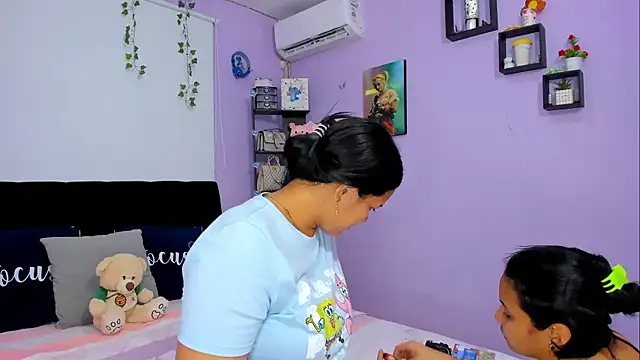 sara mendez2 online show from 9, 1, 2025