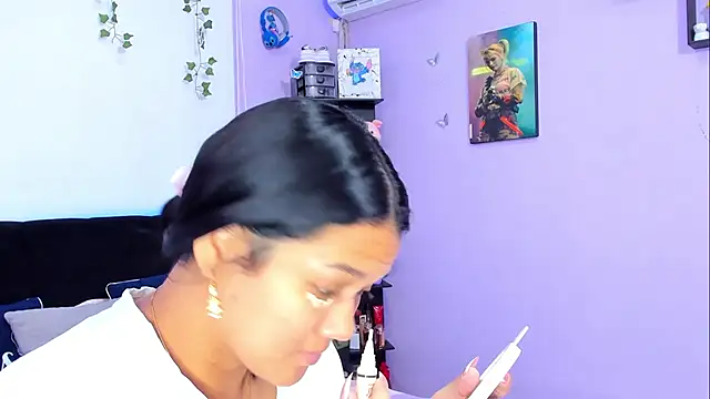 sara mendez2 online show from 10, 1, 2025