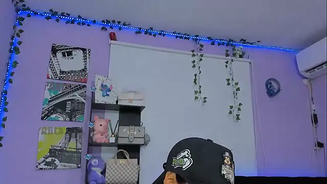 sara mendez2 online show from 19, 2, 2025