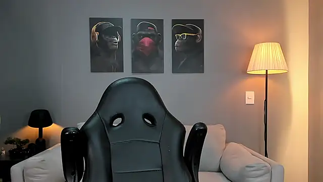 ApoloMakris online show from 20, 11, 2025